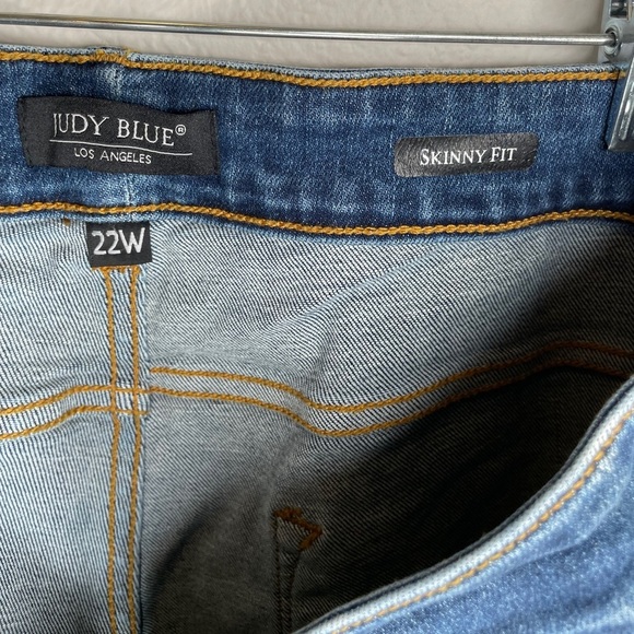 Judy Blue High Waist Skinny Fit Jeans Raw Distressed Hem Style JB82157MD - Picture 5 of 8